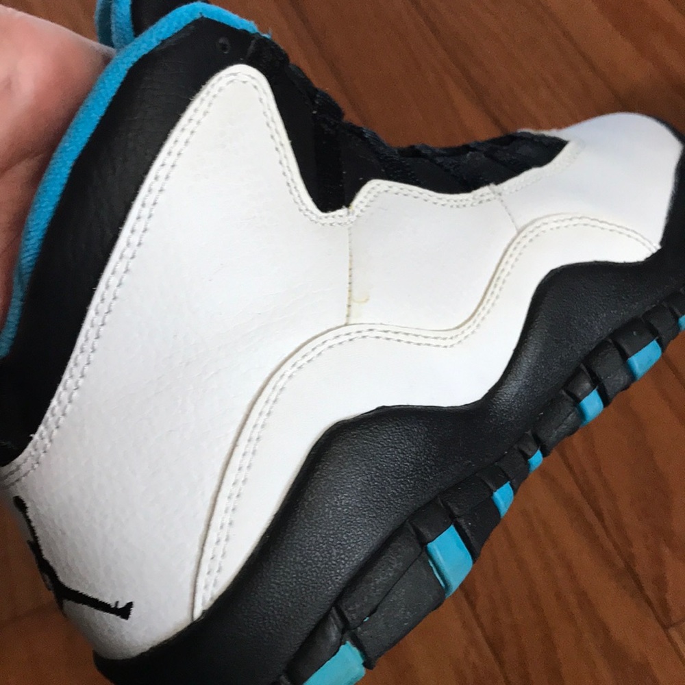 Jordan 10 Powder Blue (GS) - Picture 9 of 14